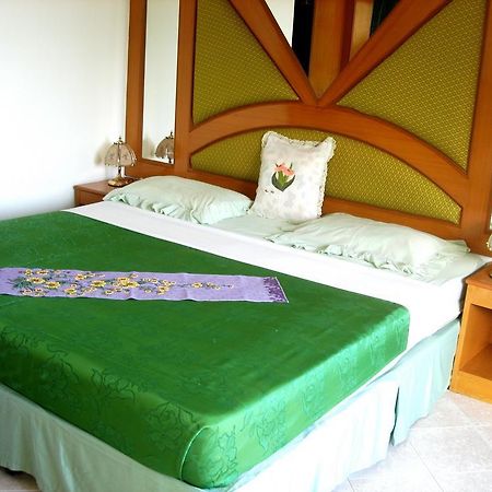 Phuket Waree'S Guesthouse מראה חיצוני תמונה