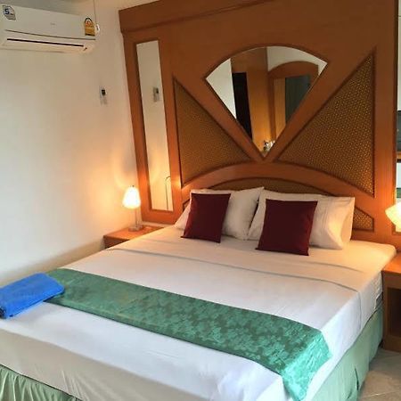 Phuket Waree'S Guesthouse מראה חיצוני תמונה
